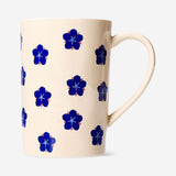 Pink flower mug with 570 ml capacity from Flying Tiger Copenhagen, featuring a floral kitchen design.