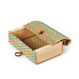 Box. 9 cm