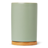 Toothbrush holder