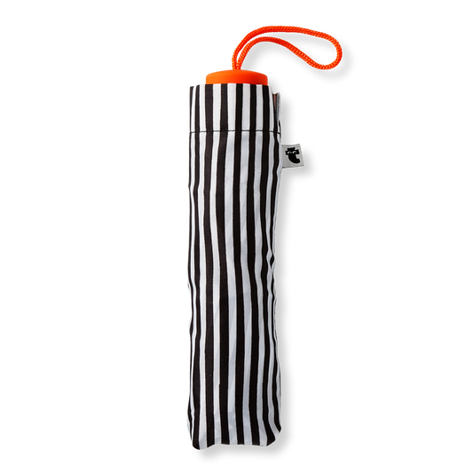 Folding umbrella